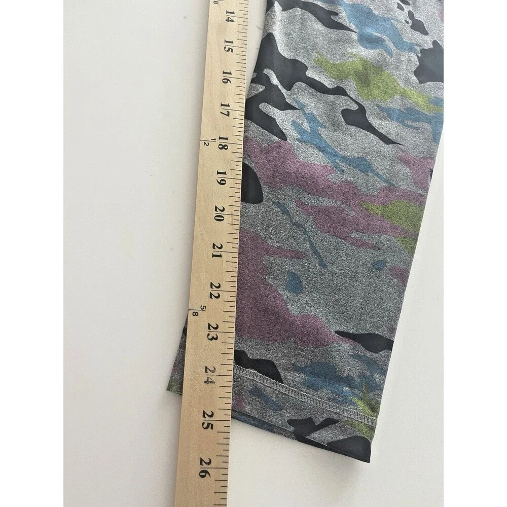 VOGO Athletica Womens Leggings XL Watercolor  Blues Black Coin/key Pocket Capri